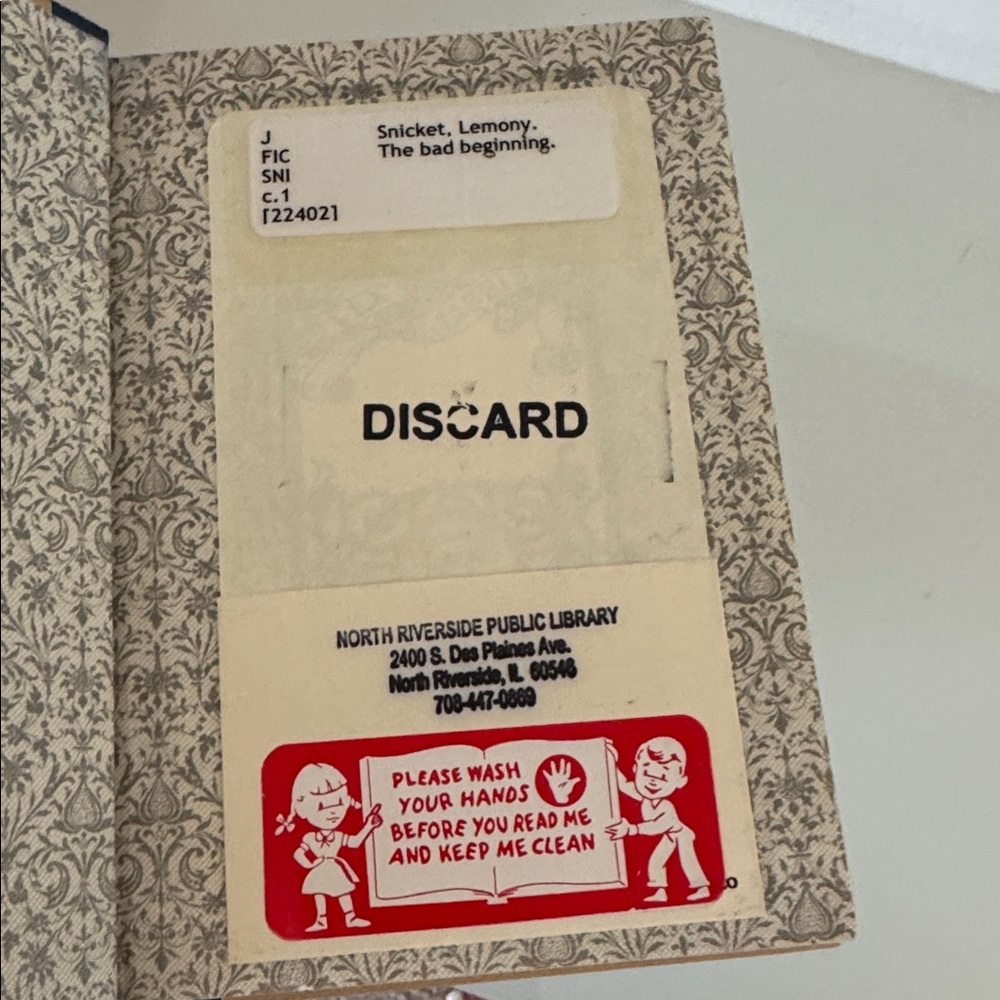 A SERIES OF UNFORTUNATE EVENTS #1 The Bad Beginning by Lemony Snicket (1999) HC - Picture 3 of 4